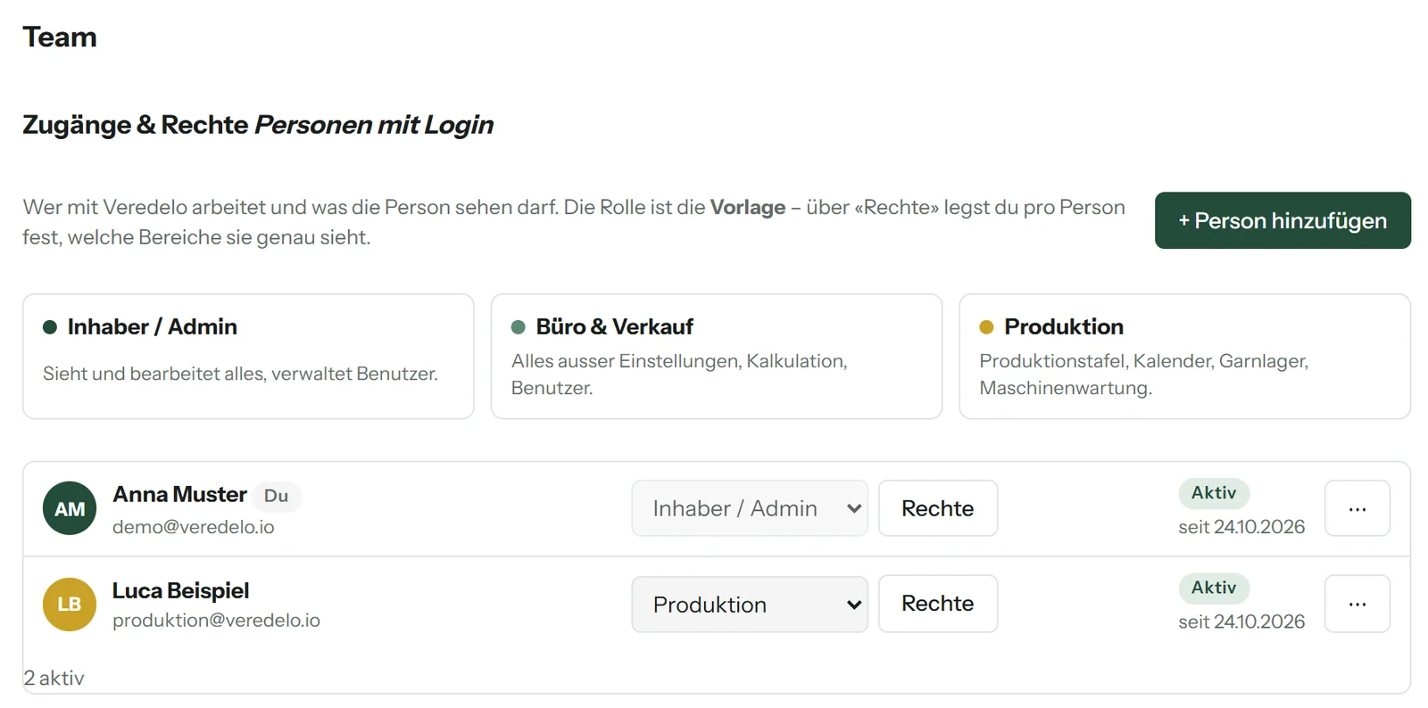 Einstellungen Team: Rollen Inhaber / Admin, Büro & Verkauf und Produktion, darunter die Personen mit Rolle und Knopf «Rechte»